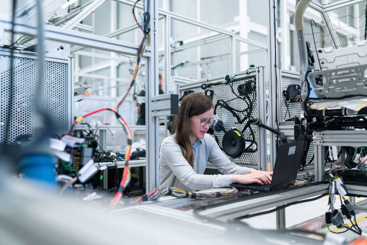 Industrial IoT Edge Monitoring & Digital Twin Platform